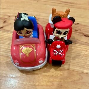 Disney Doorables Princess and Minnie Mouse Toy Car Set - Red
